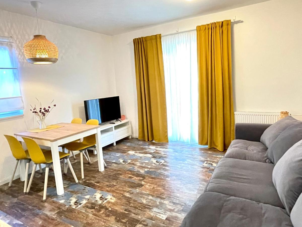 Apartments Tanja & Bianca Задар Екстериор снимка